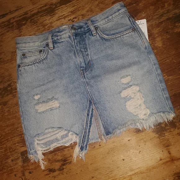 We The Free People destroyed distressed Shredded denim jean mini skirt NWT 26 - Picture 6 of 9